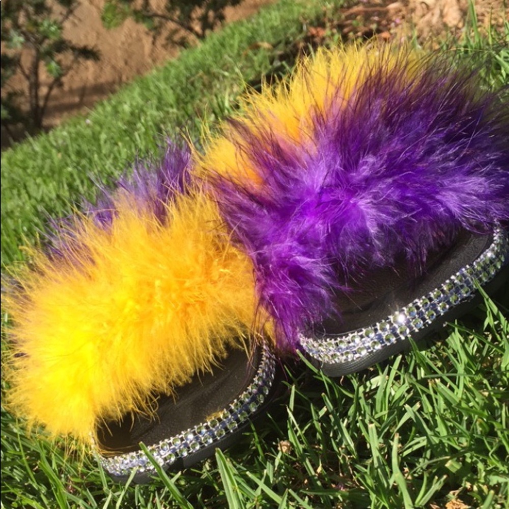 Lakers Luxx fur slides